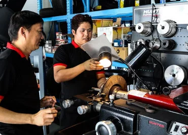 Best car brake and suspension replacement Shop in UAE