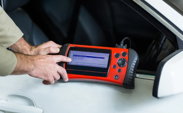 Advanced Car Computer Diagnostics in UAE – Tire.ae Services