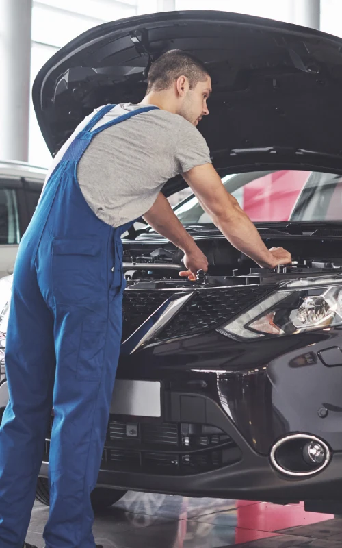 Professional Car Mechanical Repair Shop UAE tire.ae