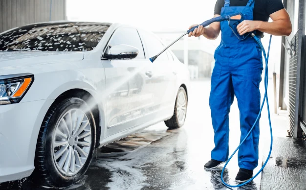 Best Car Wash Service in UAE – Deep Clean & Shine
