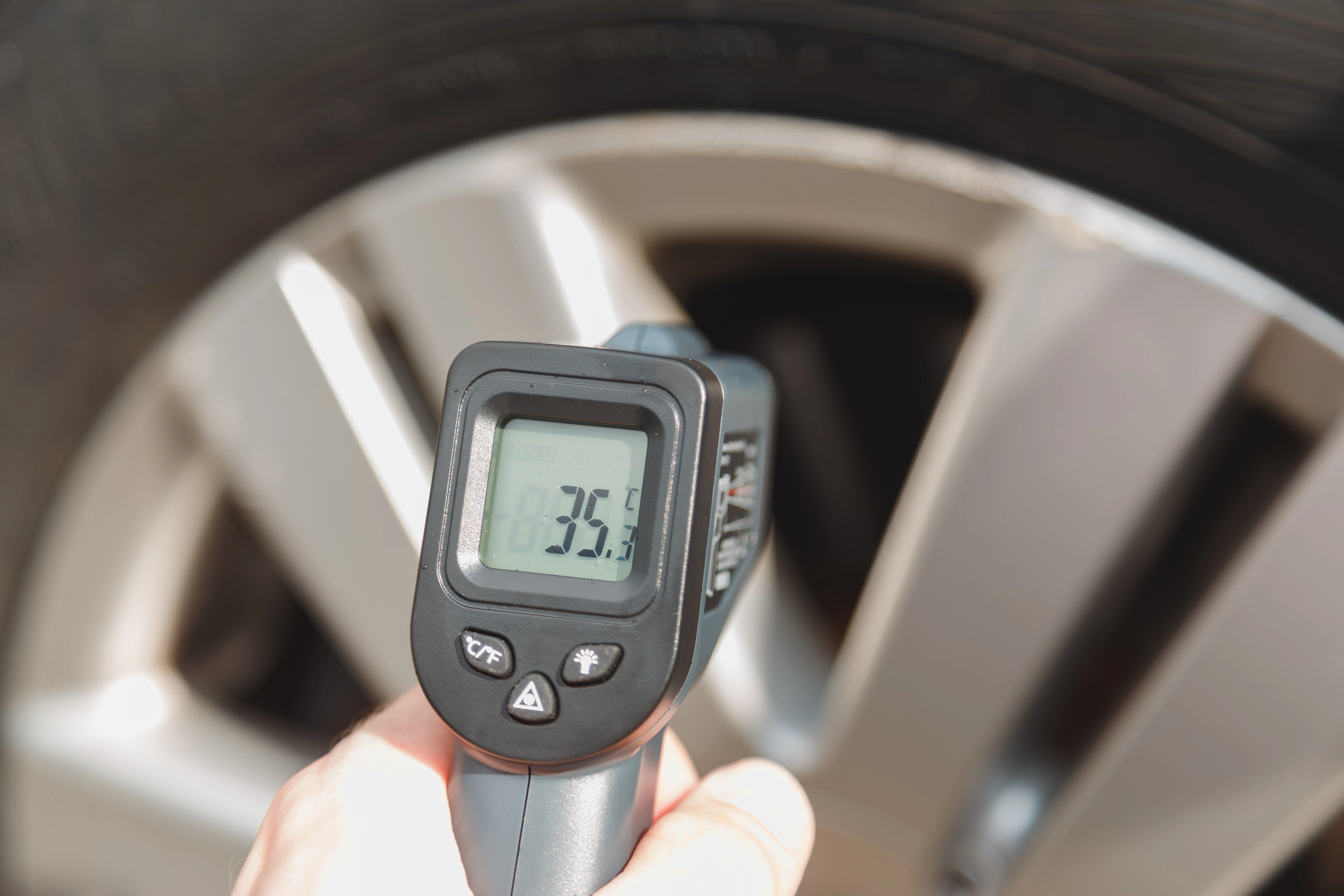 How Tyre Sensors Work: A Complete Guide to TPMS (Tyre Pressure Monitoring System)